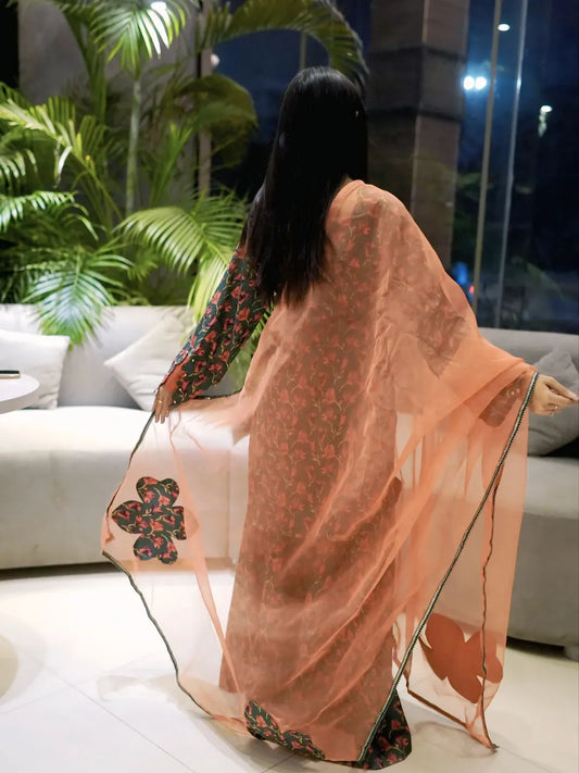Breeze Charm lawn palazzo suit back view with peach organza dupatta and floral applique detailing by Anabiyawear