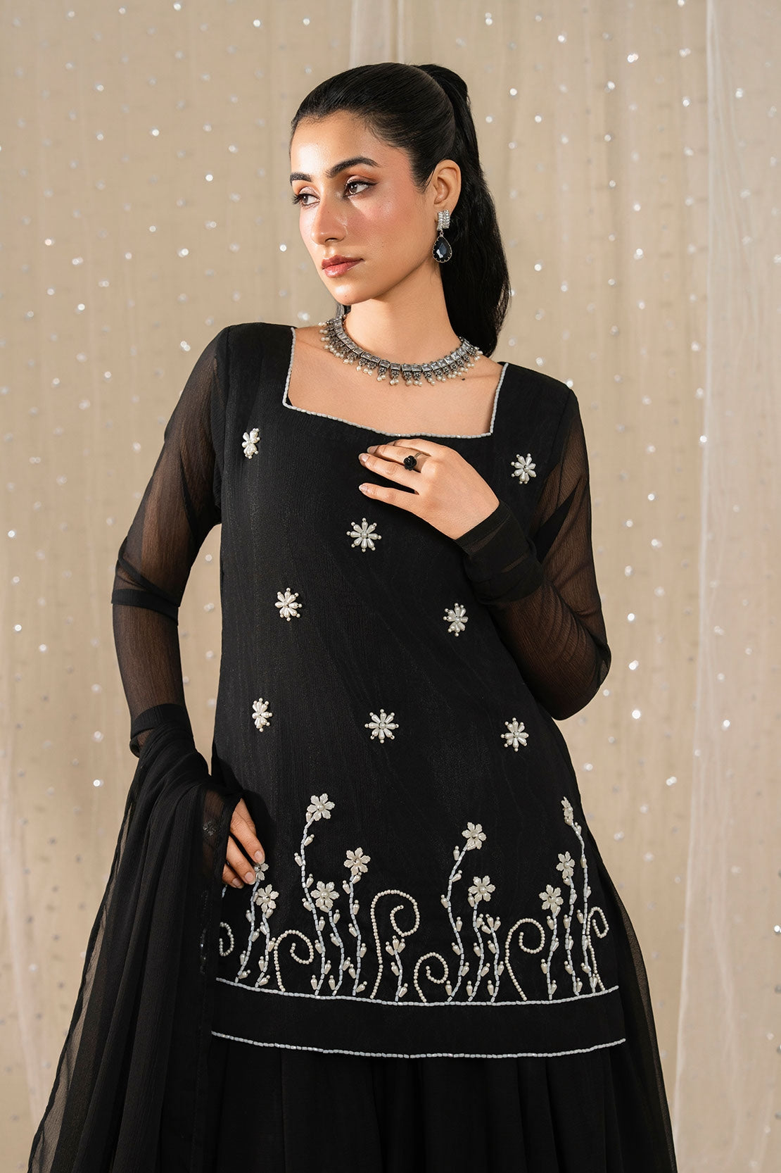 Luxury Pakistani wedding and party wear collection - Anabiyawear
