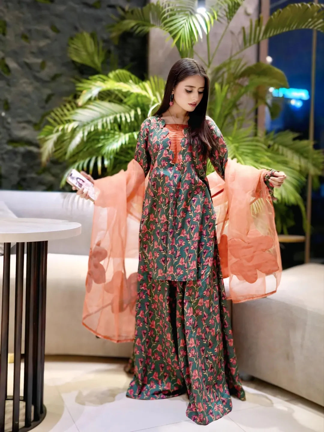 Breeze Charm – Lawn 3pc Suit