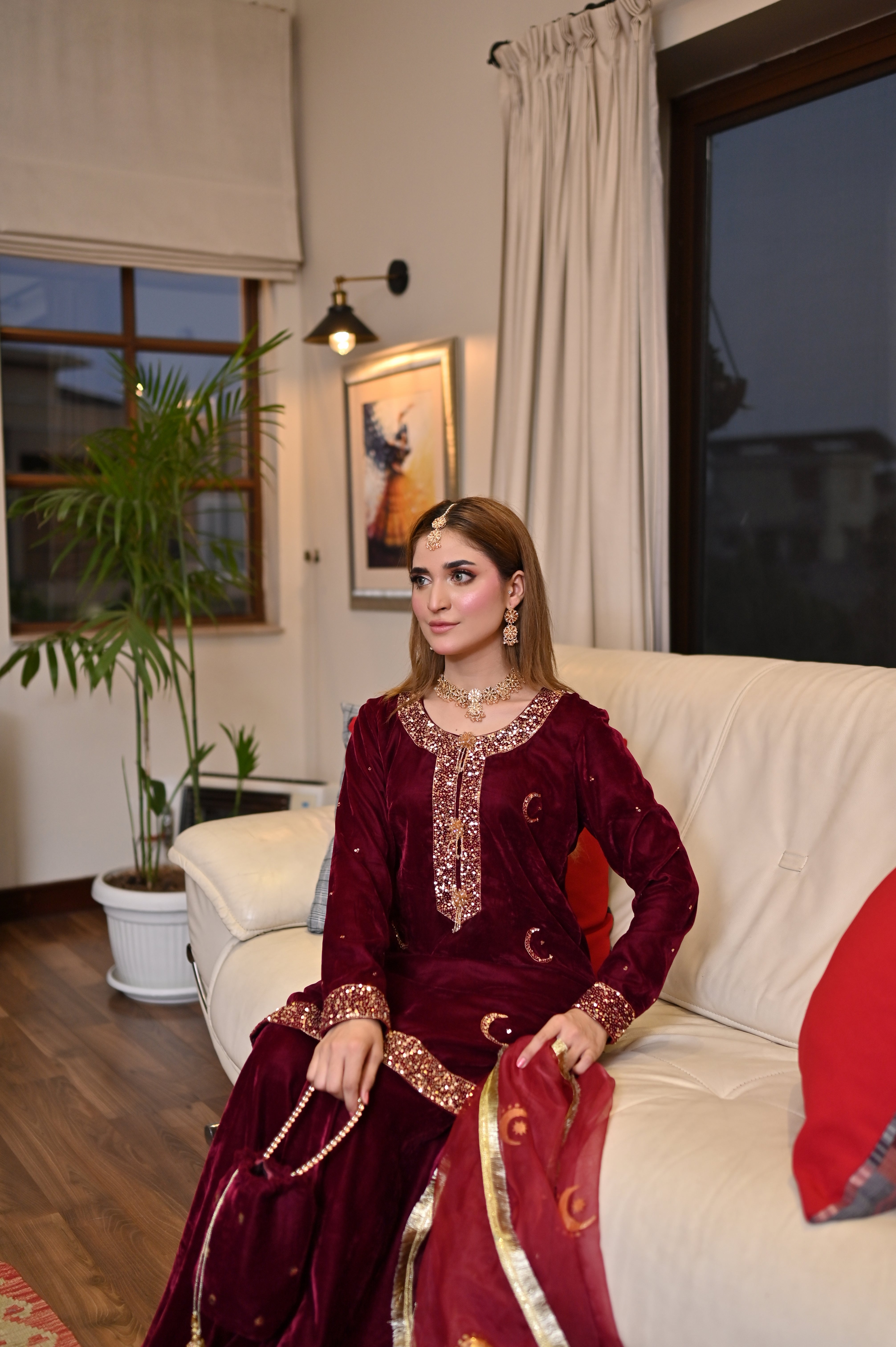 Moon Velvet – A Regal Statement