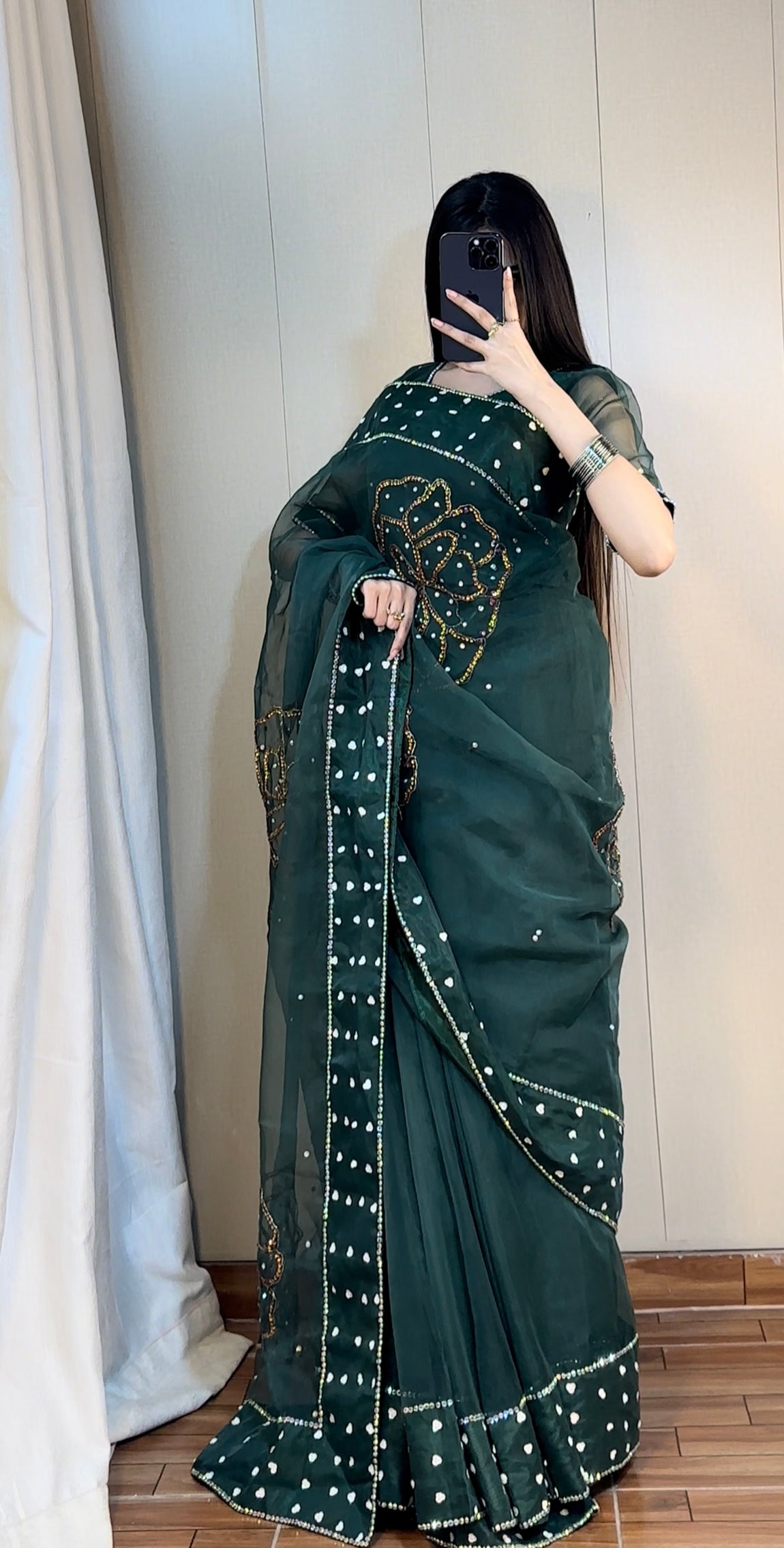 HUSSAN E JAHAN GREEN