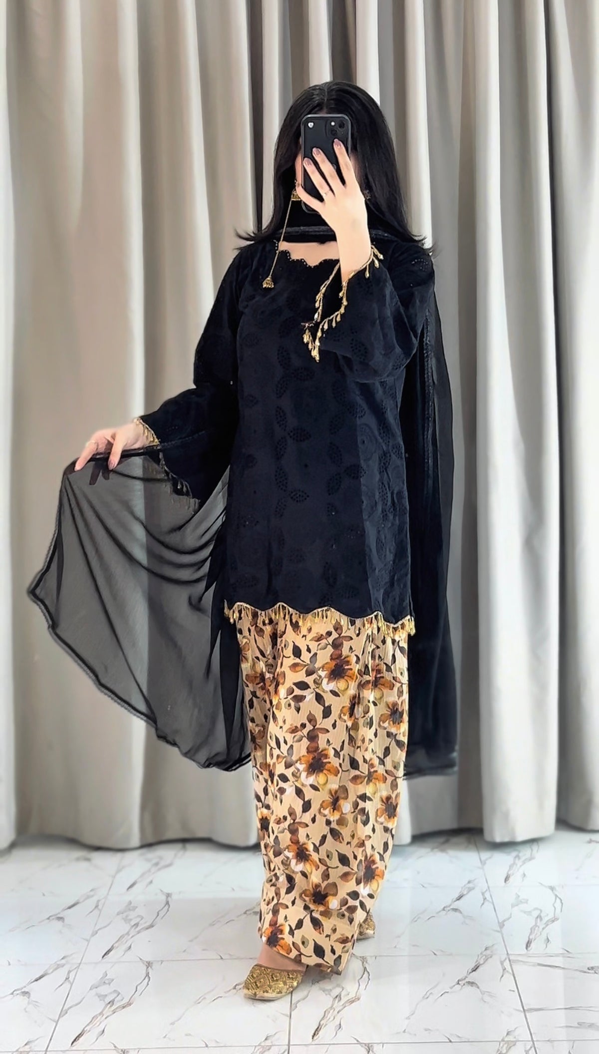 Noor Bano – Chikankari Salwar Shirt 3 Piece Suit