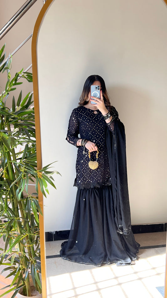 Black Ada – The Charm of Timeless Elegance