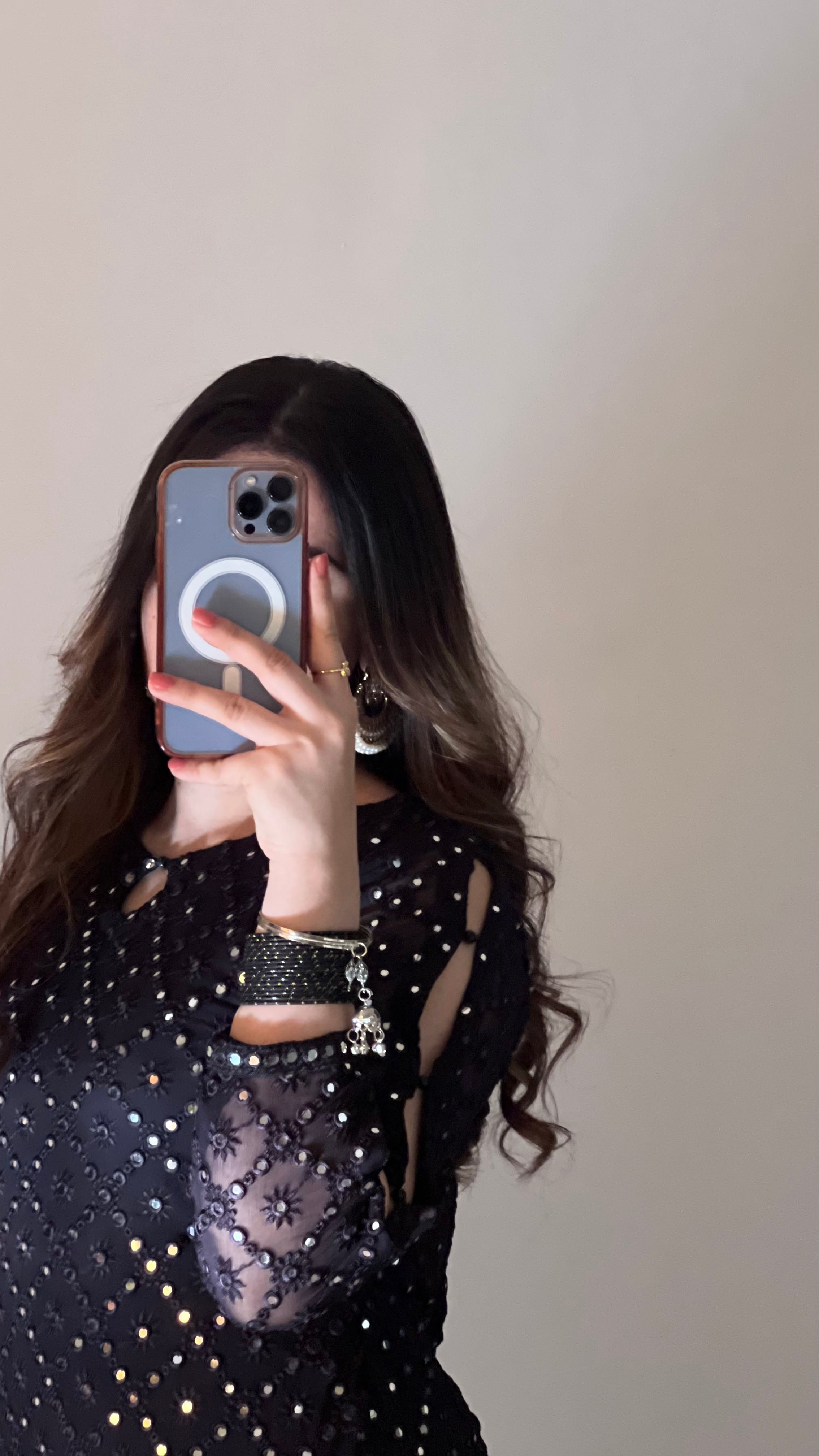 Black Ada – The Charm of Timeless Elegance