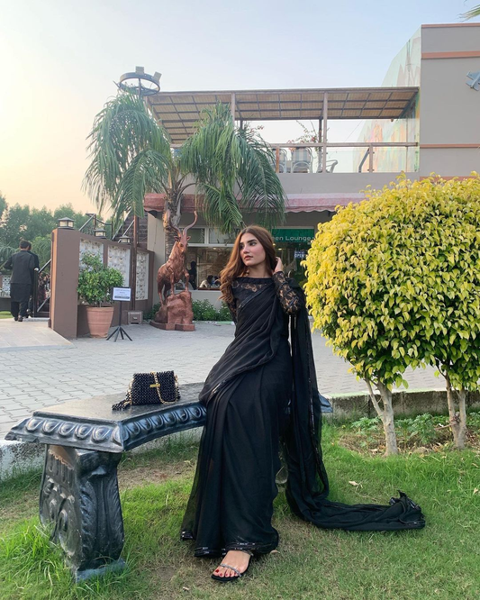 Chandani-Lobelia-black