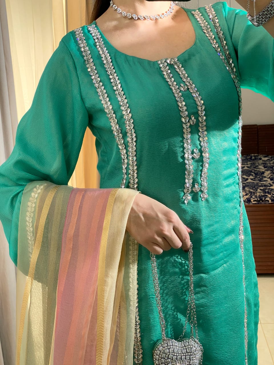 RANG-E-NAZ