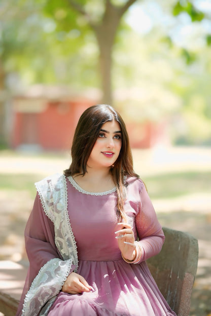 Leela Mauve chiffon frock portrait highlighting the boat neckline, long sleeves and lace-trimmed matching dupatta