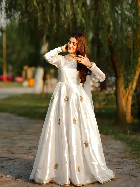 Sammy White katan silk frock front full length with katka motifs and net dupatta - Anabiyawear